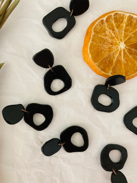 Črni kamenčki / black stones